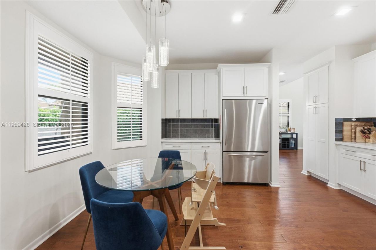 500 Cambridge Dr, Weston, FL 33326 Photo