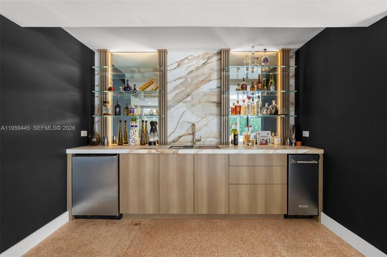 1040 NE 86th St, Miami, FL 33138 Photo