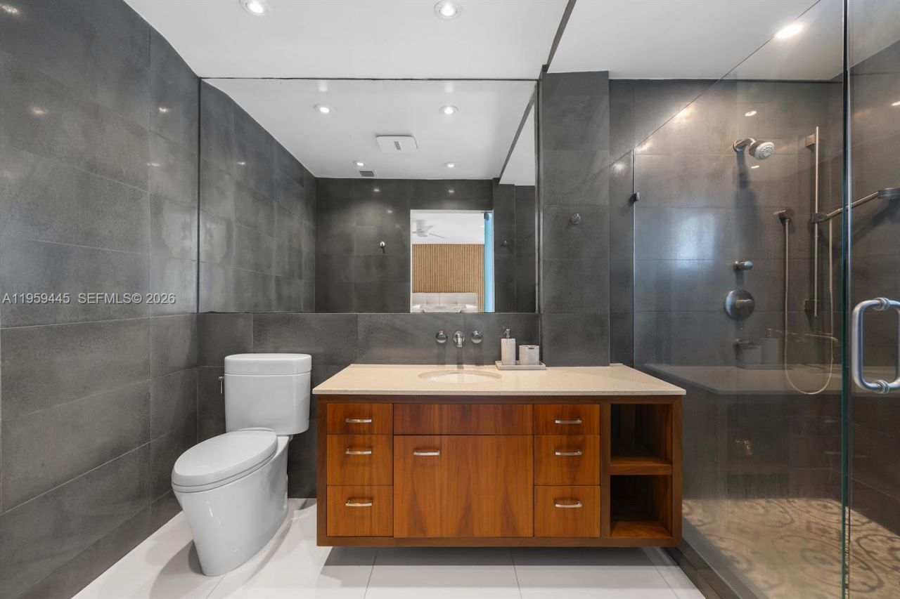 1040 NE 86th St, Miami, FL 33138 Photo