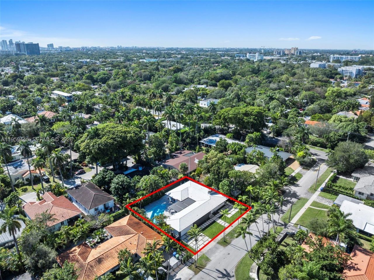 1040 NE 86th St, Miami, FL 33138 Photo