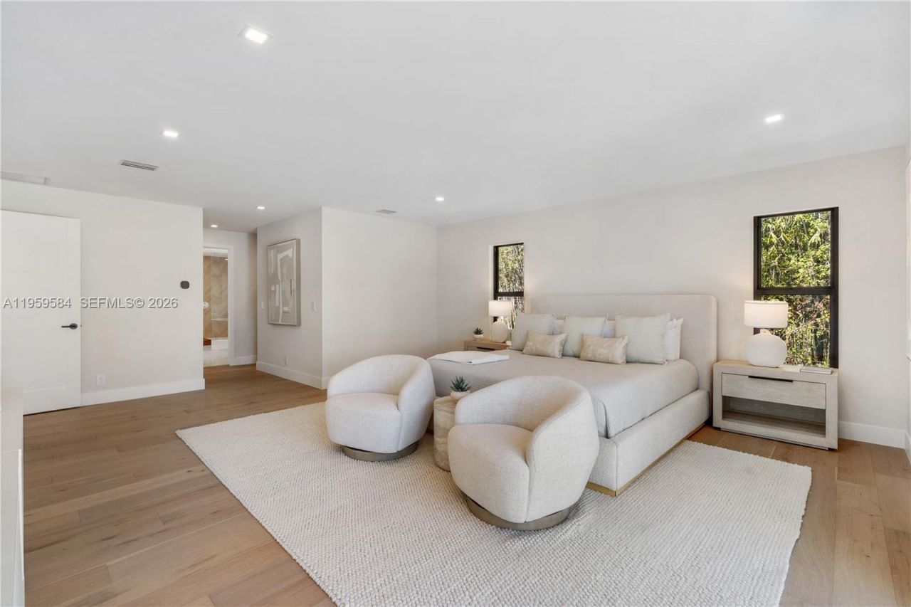 868 Country Club Dr, North Palm Beach, FL 33408 Photo