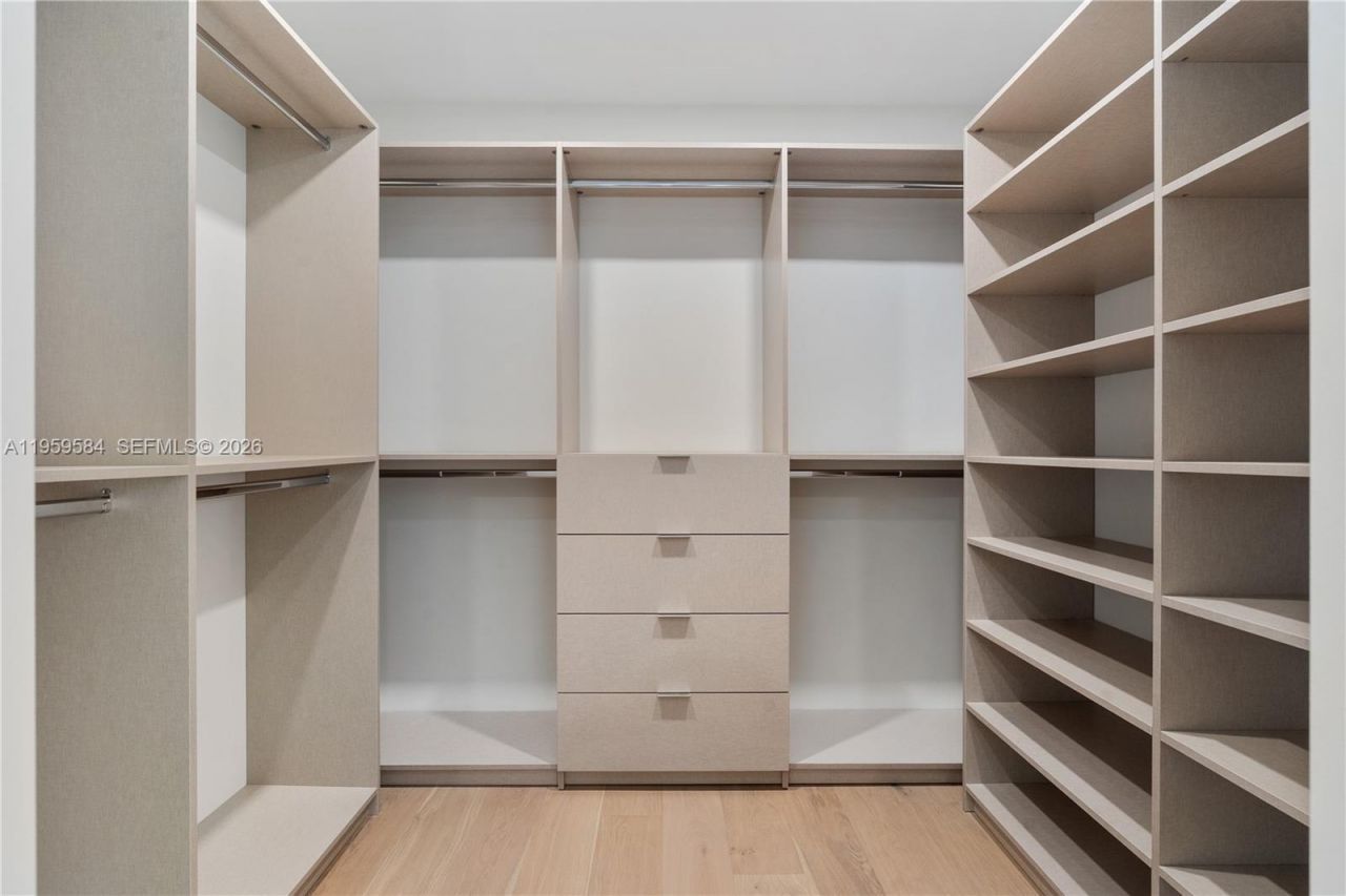 868 Country Club Dr, North Palm Beach, FL 33408 Photo