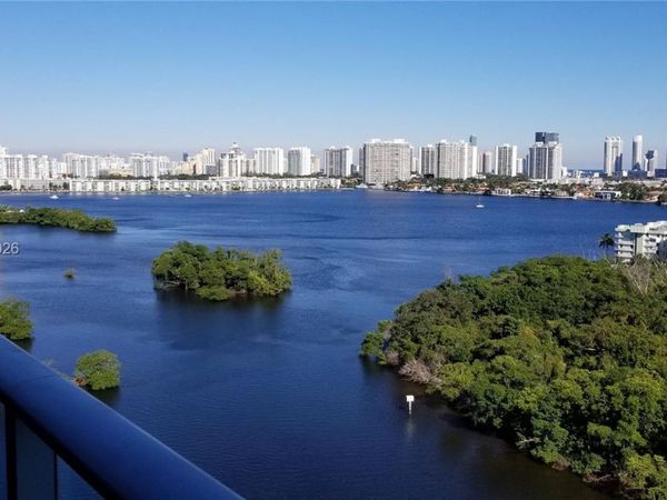 16385 Biscayne Blvd , Unit 1516, Miami, FL 33160