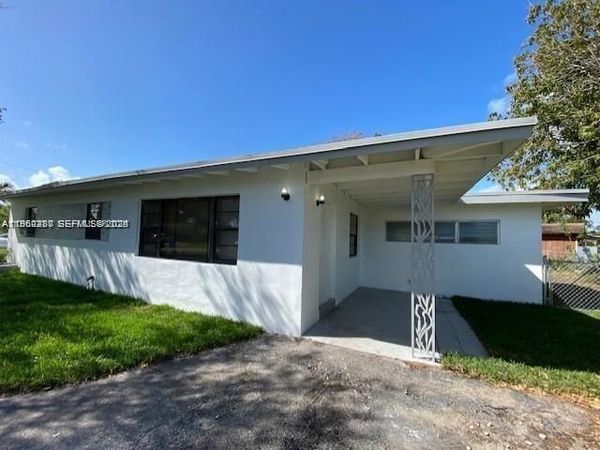 411 SW 22nd Ave , Fort Lauderdale, FL 33312