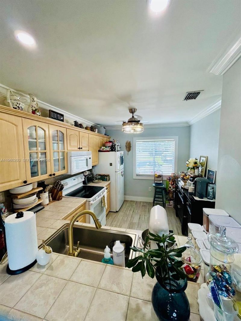 17617 SW 140th Ct, Miami, FL 33177 Photo