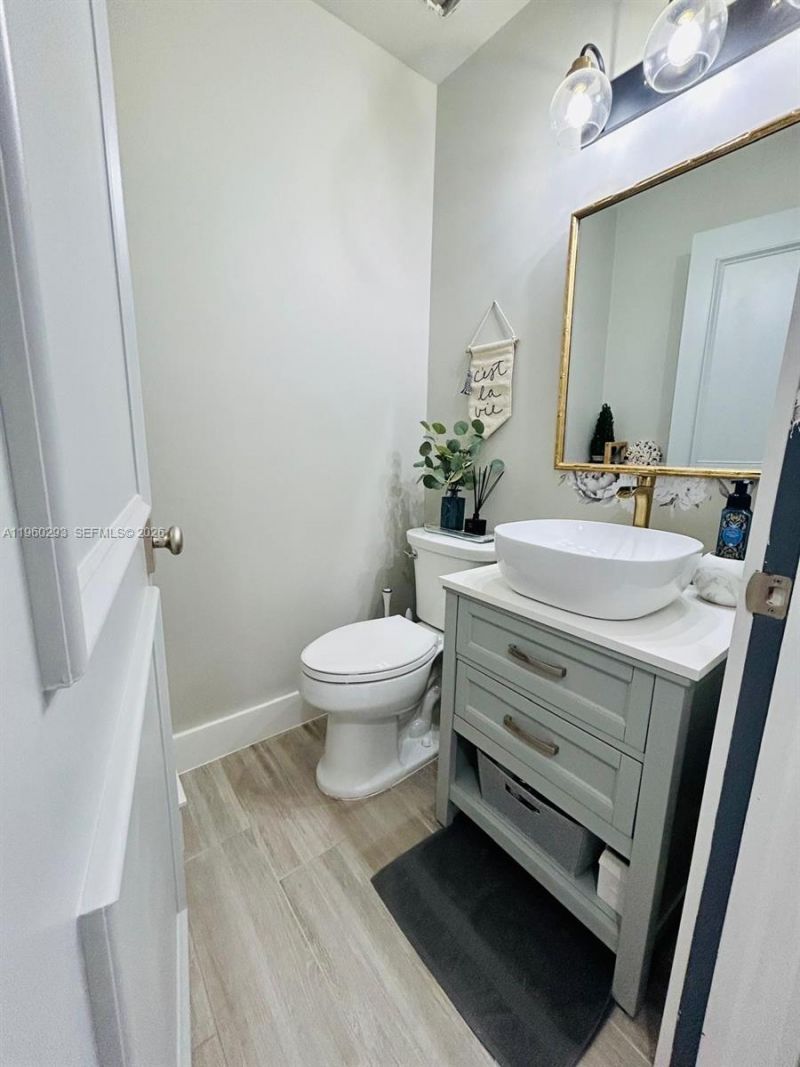 17617 SW 140th Ct, Miami, FL 33177 Photo