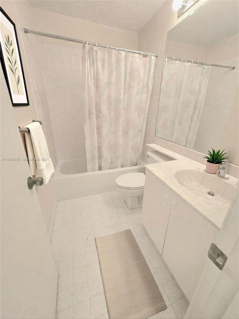 621 NW 205th Ave, Pembroke Pines, FL 33029 Photo