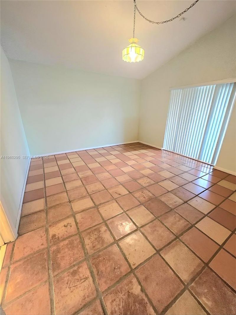 621 NW 205th Ave, Pembroke Pines, FL 33029 Photo