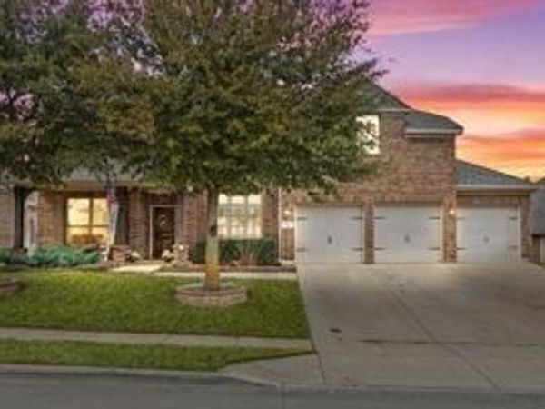 6017 Westgate Drive, Fort Worth, TX 76179