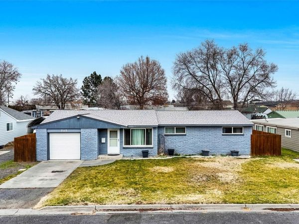 717 S Locust Lane, Moses Lake, WA 98837