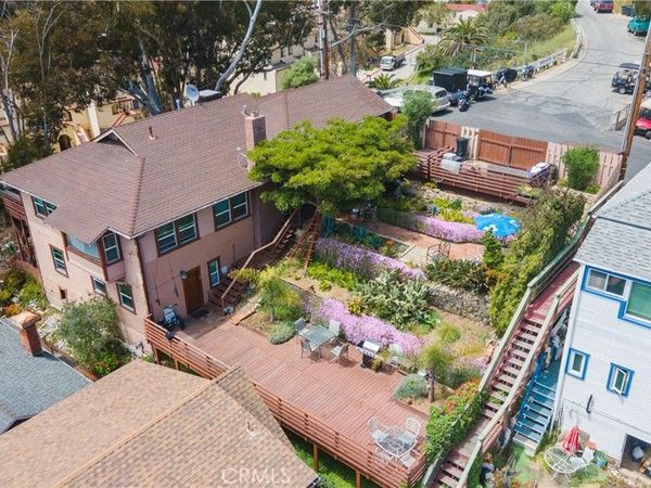 358 Metropole Avenue, Avalon, CA 90704