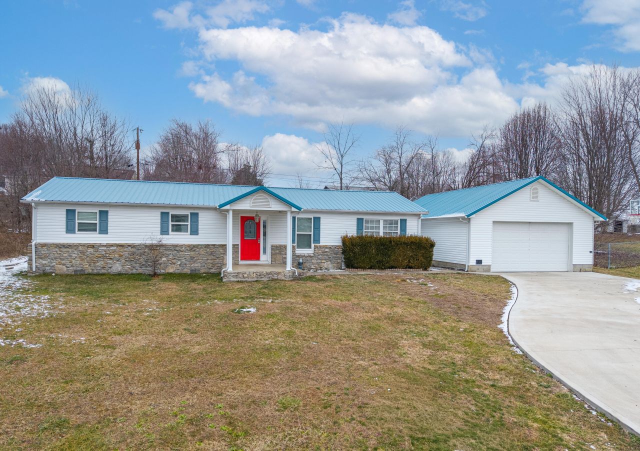 100 Dogwood Lane, Lily, KY 40740 Main Photo