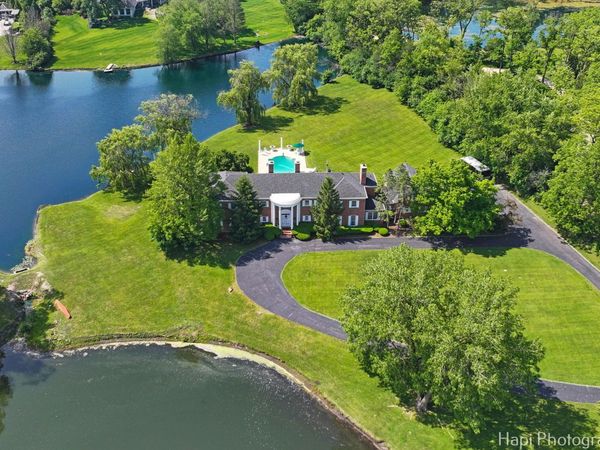 7 3 Lakes Road, Barrington Hills, IL 60010