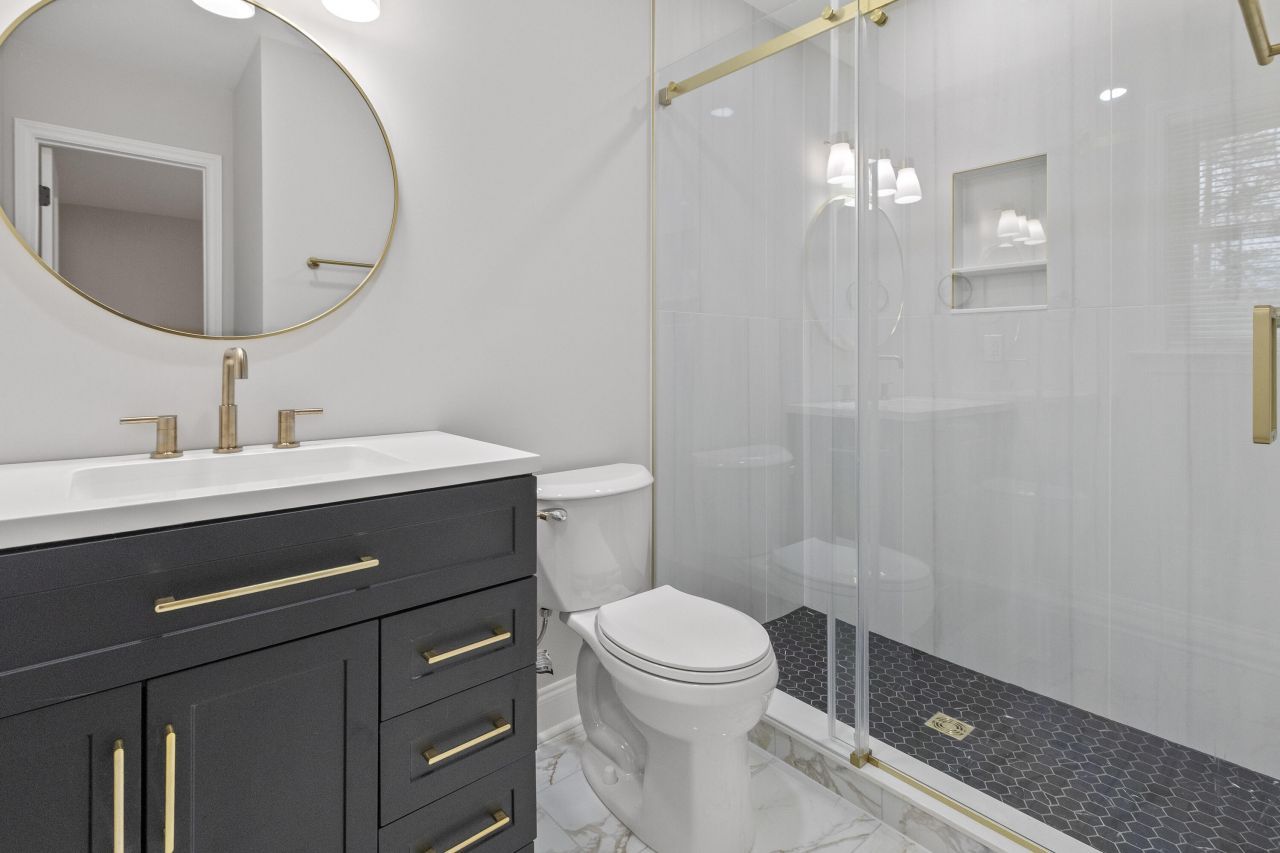 217 Blossom Street Photo 21