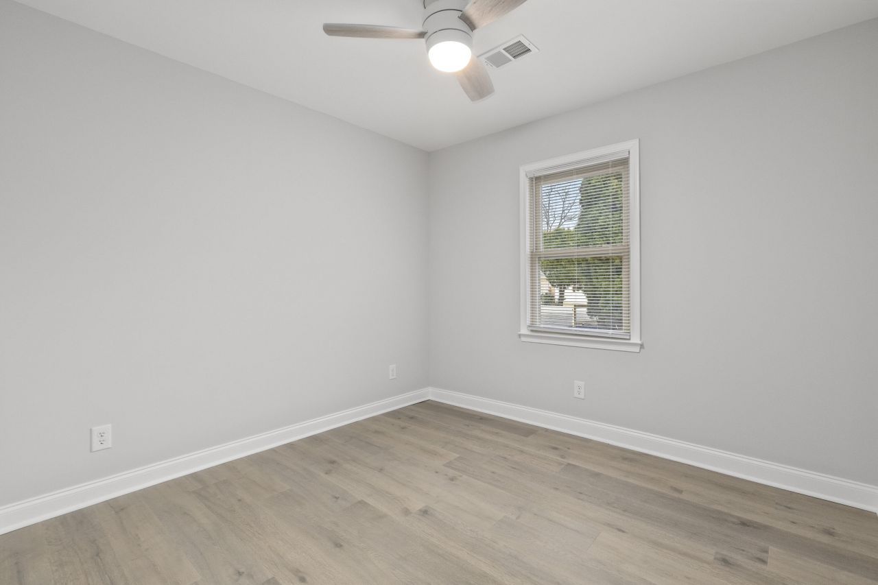 217 Blossom Street Photo 22