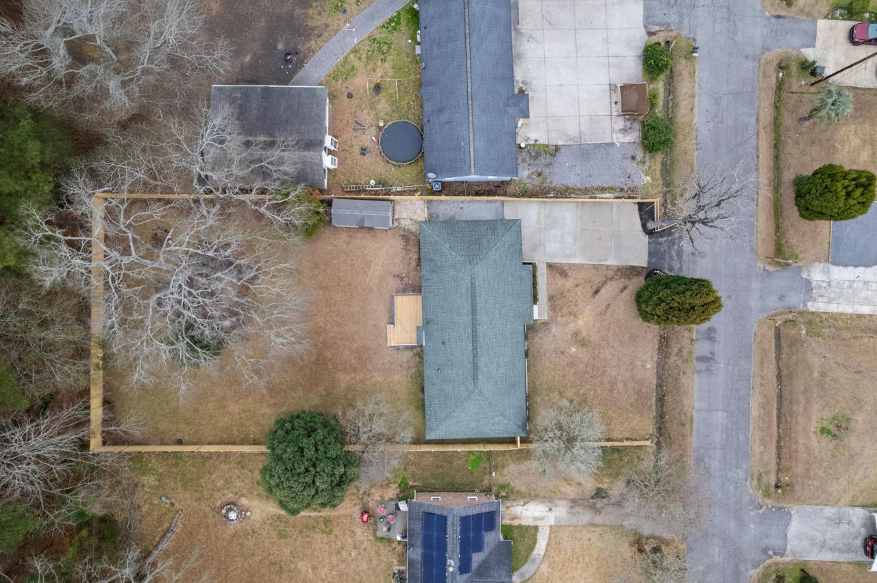 217 Blossom Street Photo 38