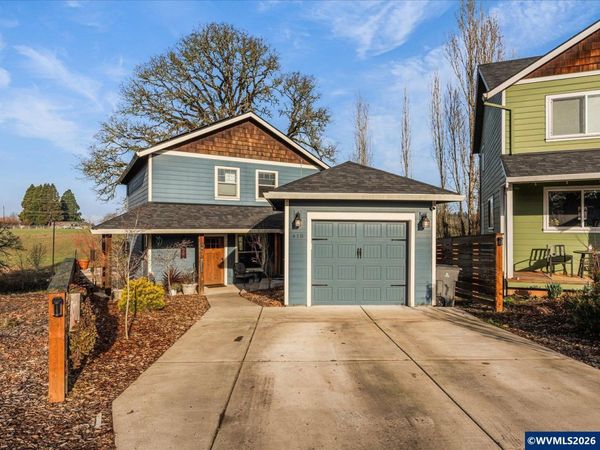 418 Sunset Ct, Amity, OR 97101