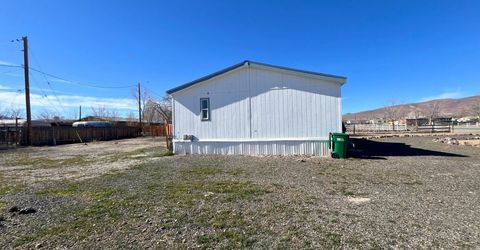 1414 Lahonton Drive, Silver Springs, NV 89429 Photo