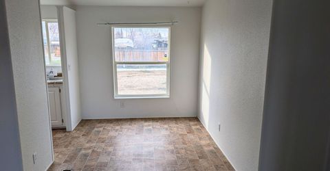 1414 Lahonton Drive, Silver Springs, NV 89429 Photo