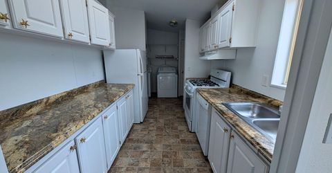 1414 Lahonton Drive, Silver Springs, NV 89429 Photo