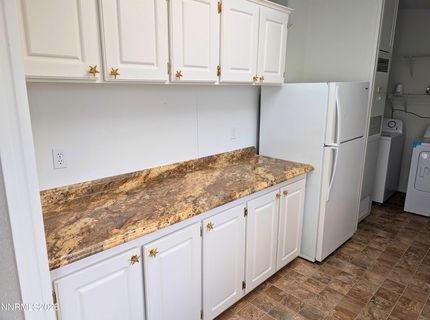 1414 Lahonton Drive, Silver Springs, NV 89429 Photo