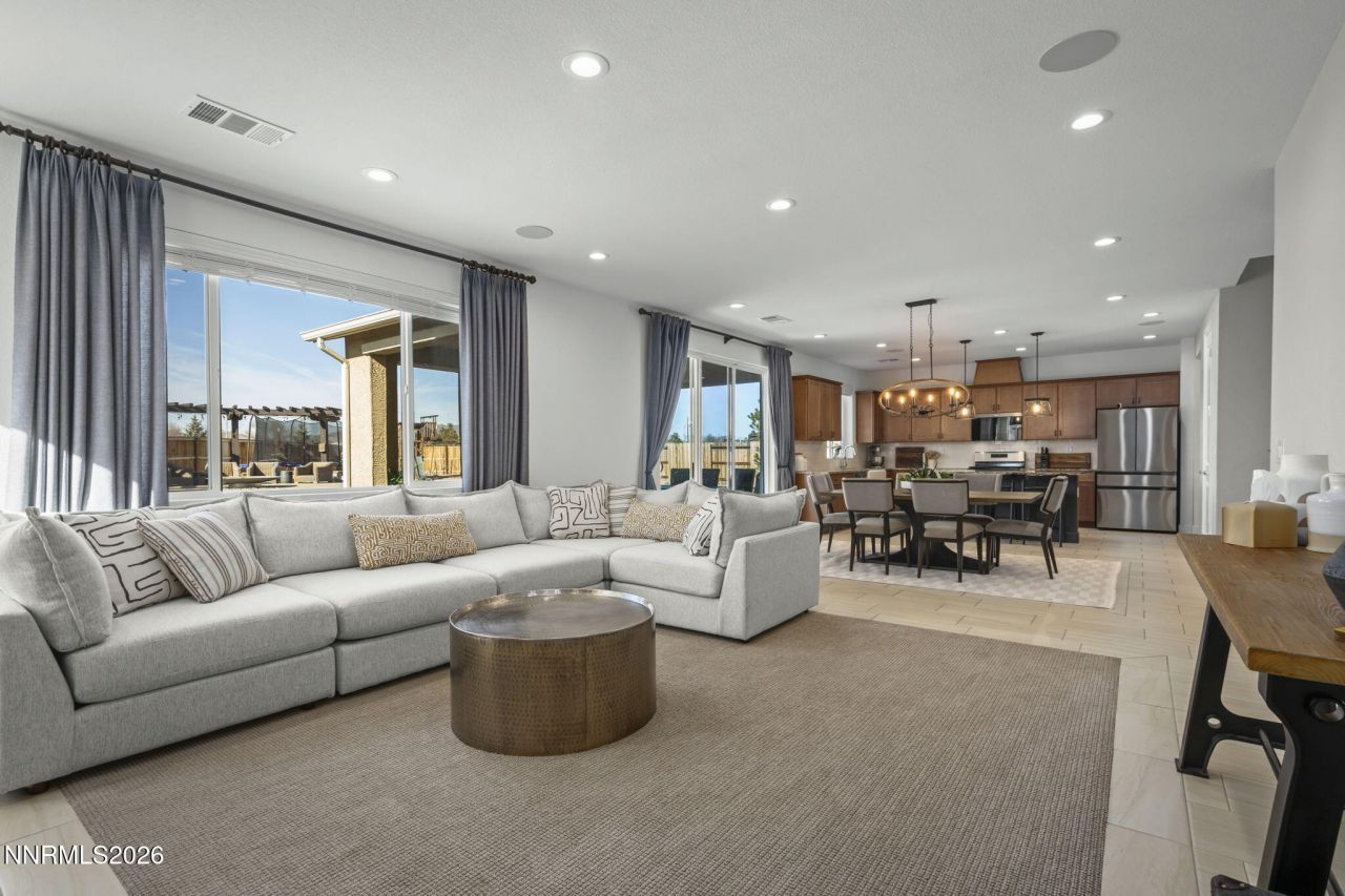 2428 W Nehalem Drive, Sparks, NV 89436 Photo