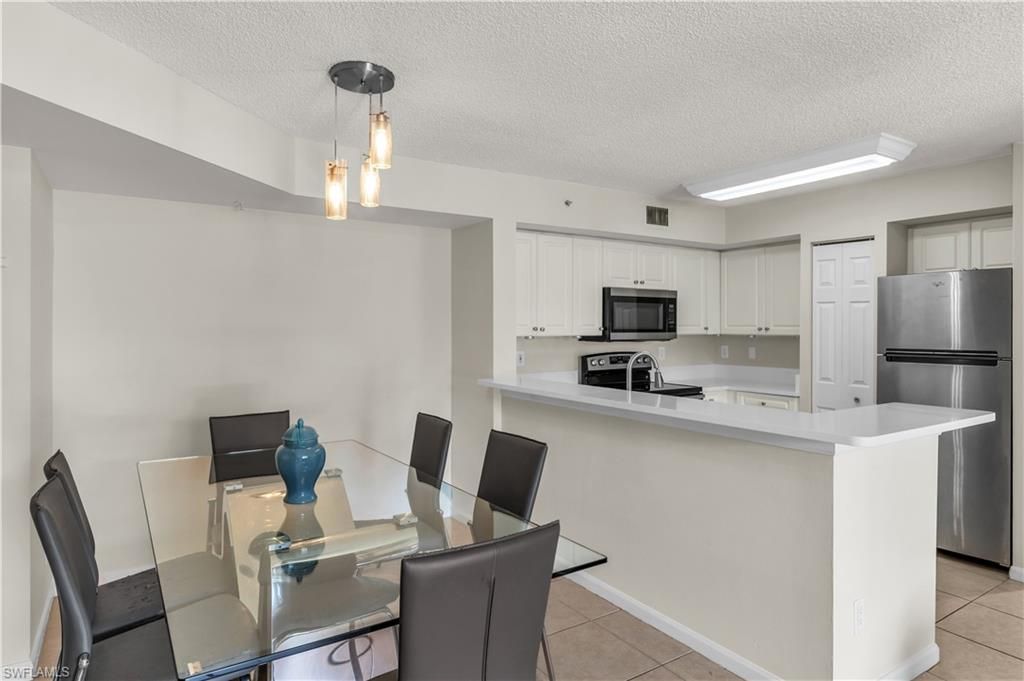 1230 Wildwood Lakes Blvd, Unit 105, Naples, FL 34104 Photo