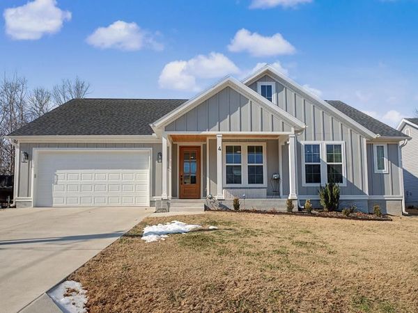 4 Hobkirk Drive, Bella Vista, AR 72715