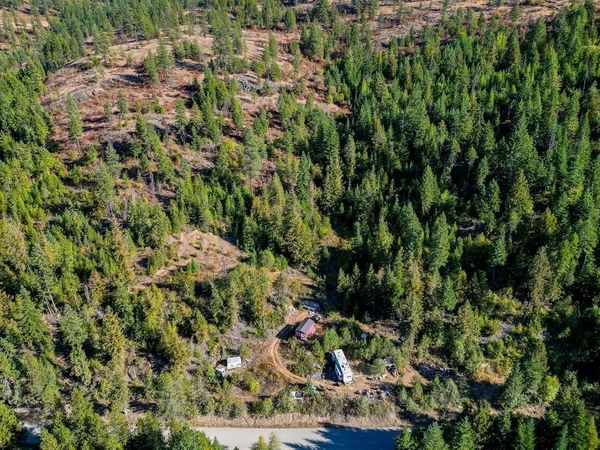 3401 Red Marble Rd, Chewelah, WA 99109