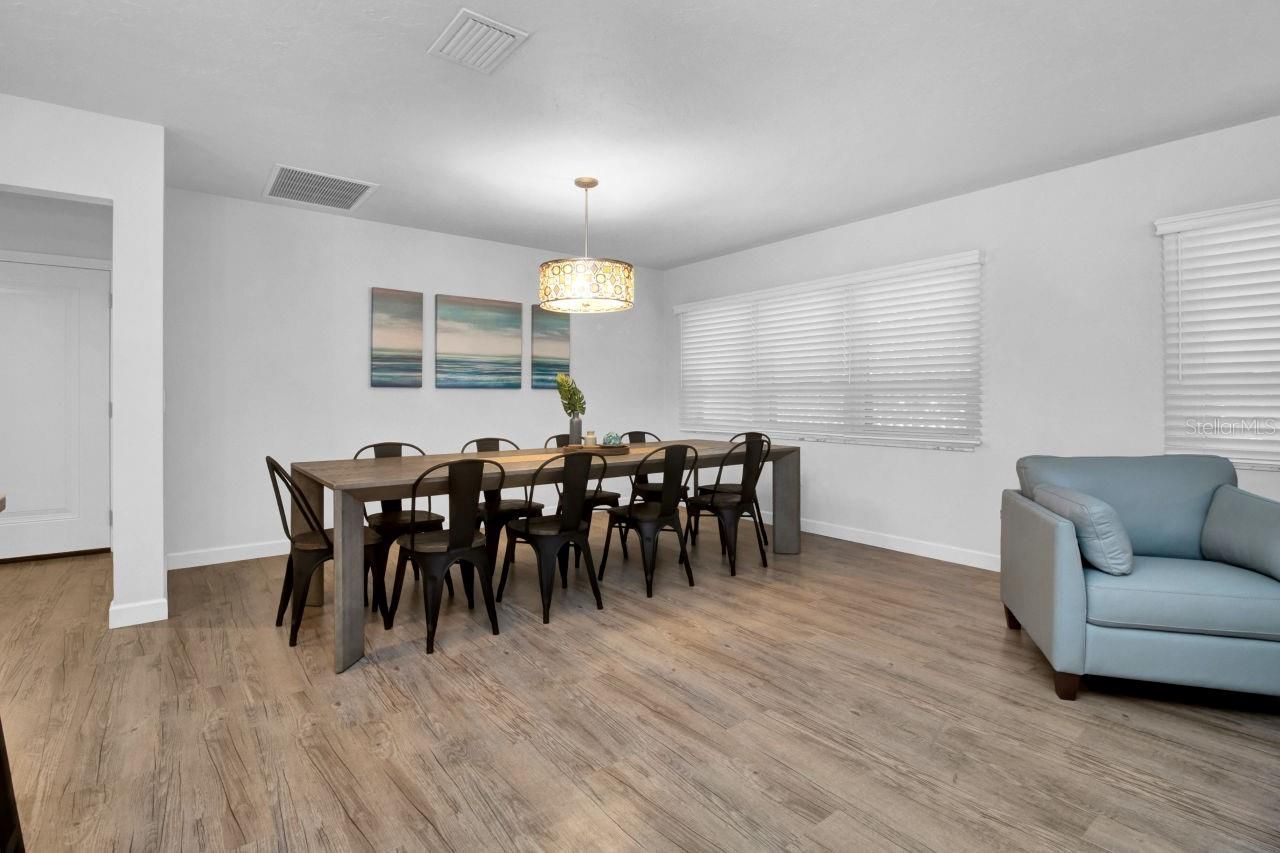 1208 De Narvaez Avenue, Bradenton, FL 34209 Photo