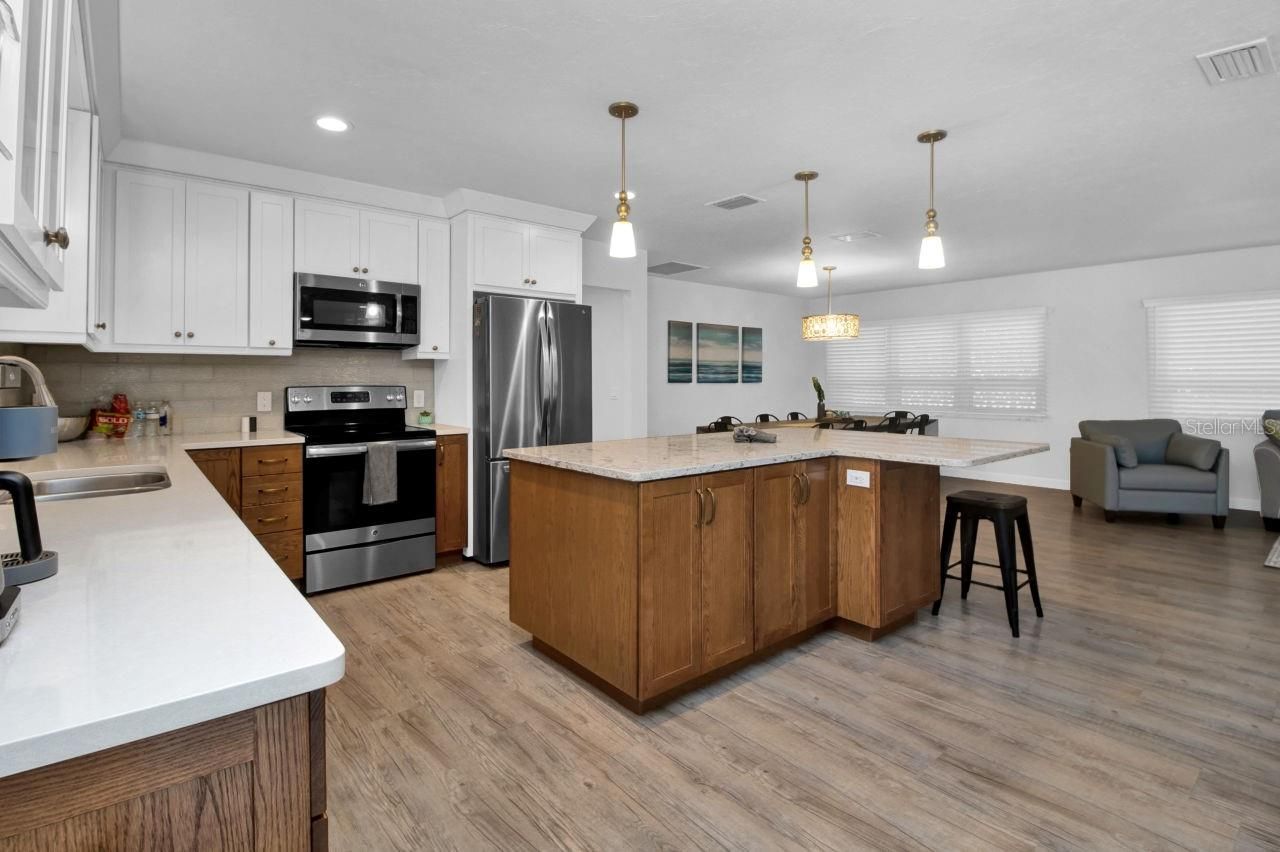 1208 De Narvaez Avenue, Bradenton, FL 34209 Photo