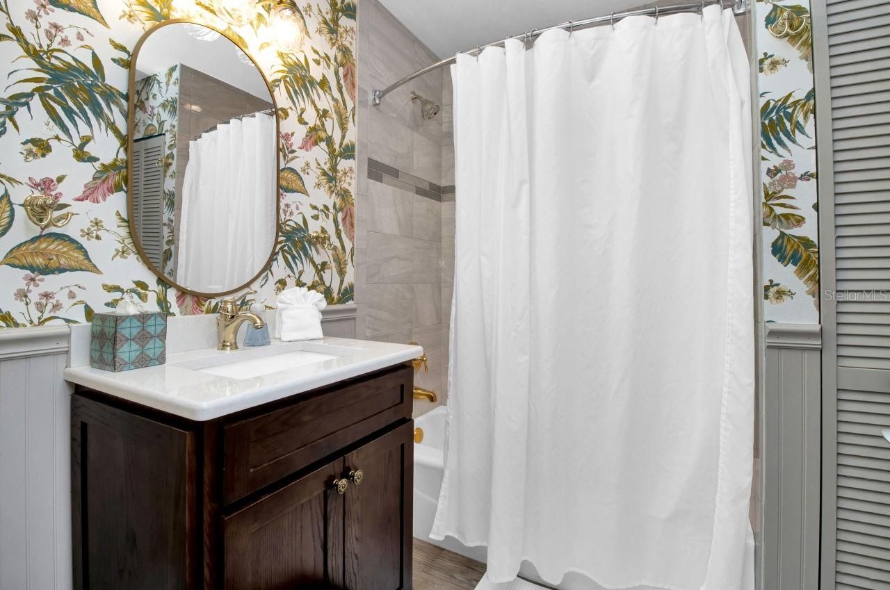 1208 De Narvaez Avenue, Bradenton, FL 34209 Photo