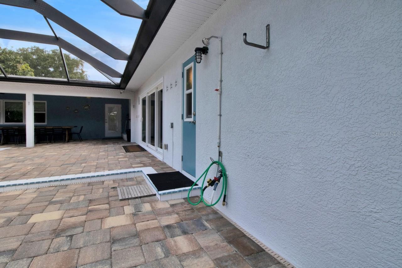 1208 De Narvaez Avenue, Bradenton, FL 34209 Photo