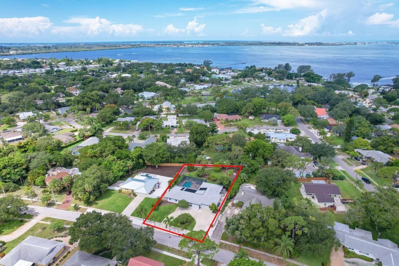 1208 De Narvaez Avenue, Bradenton, FL 34209 Photo