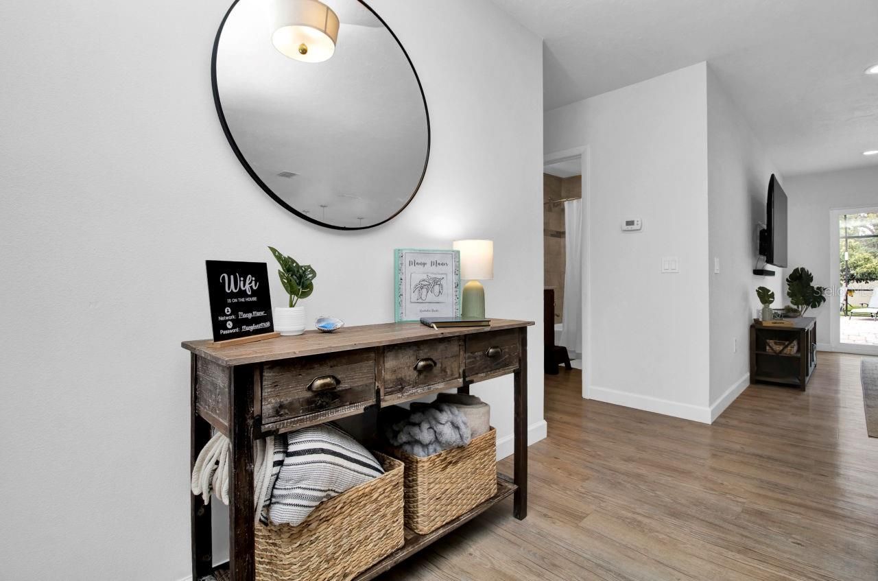 1208 De Narvaez Avenue, Bradenton, FL 34209 Photo