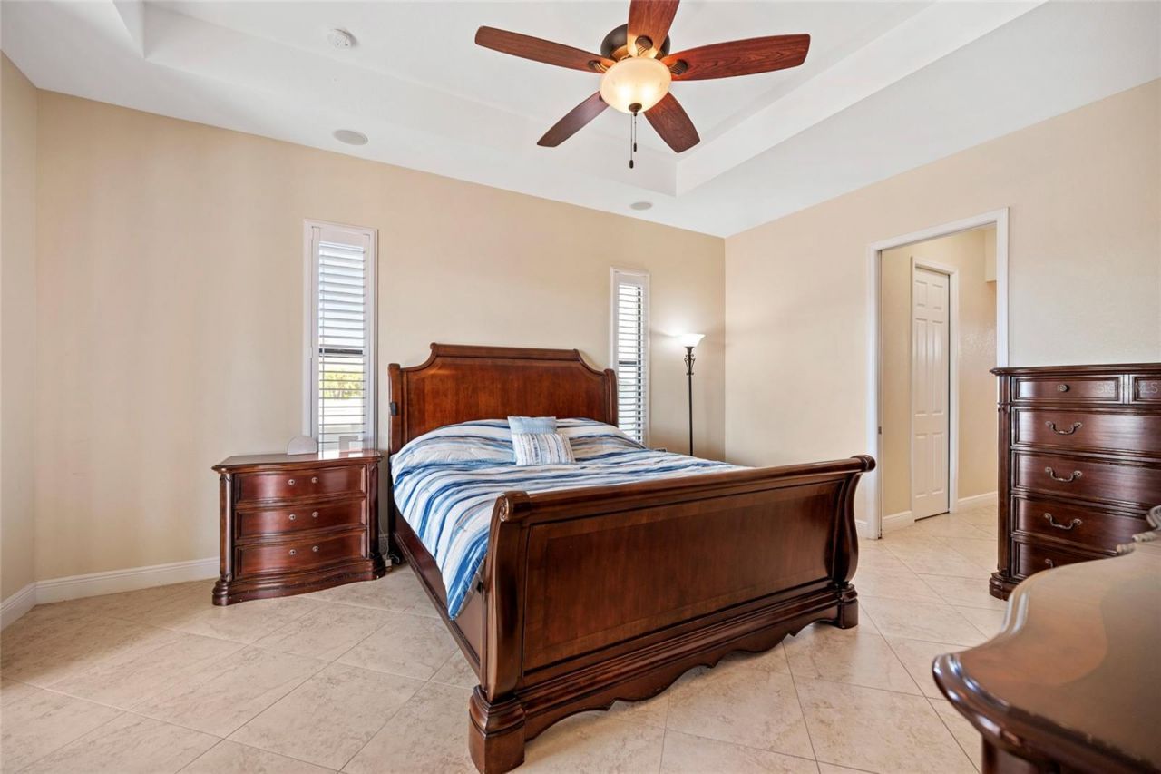 1608 NW 36th Avenue, Cape Coral, FL 33993 Photo