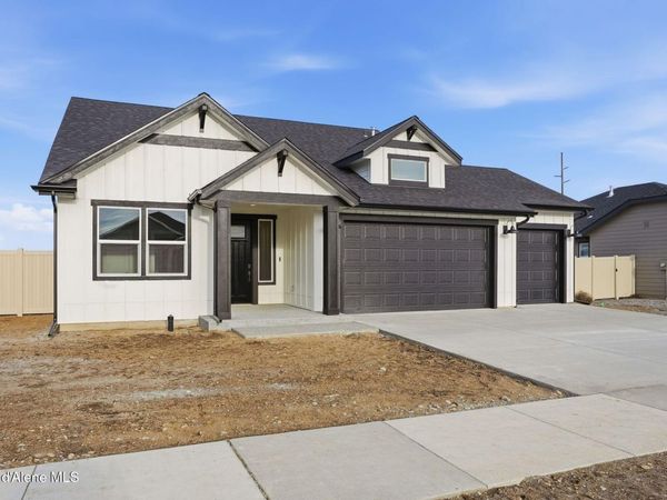 7065 N Coeur Terre Blvd , Coeur d'Alene, ID 83815