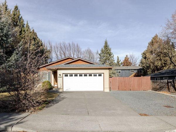 2142 NE Monterey Avenue, Bend, OR 97701