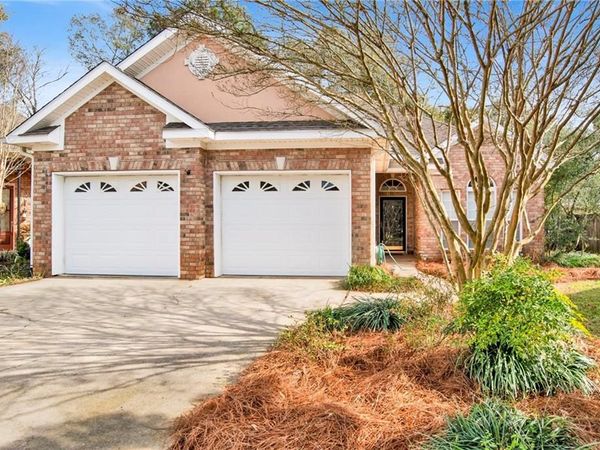 6107 Venetian Way N, Mobile, AL 36608