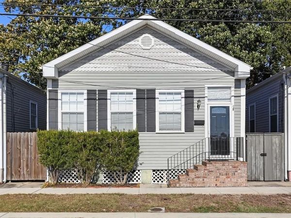 7405 SPRUCE Street, New Orleans, LA 70118