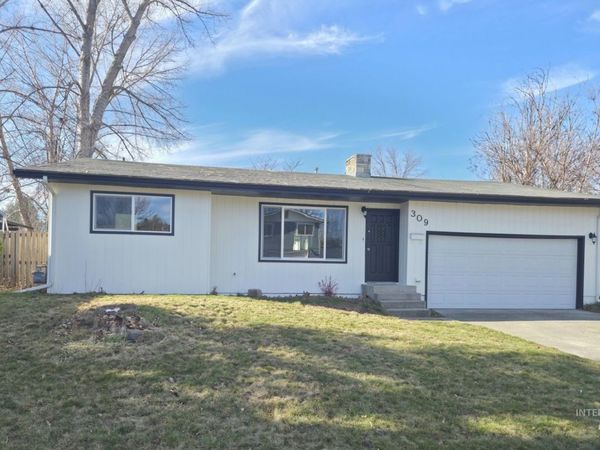 309 S Roosevelt, Moscow, ID 83843
