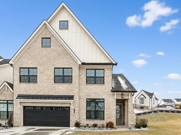 1170 Branch Hook Rd, Knoxville, TN 37934