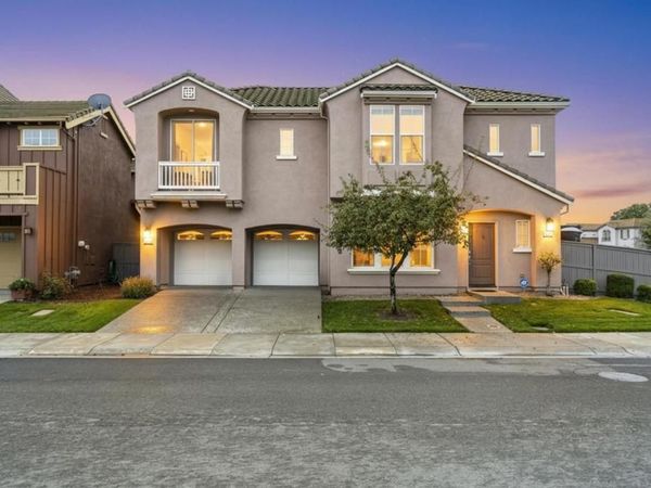 2372 Donner Pass Avenue, Sacramento, CA 95835