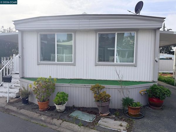 65 Palm Ln, Concord, CA 94518