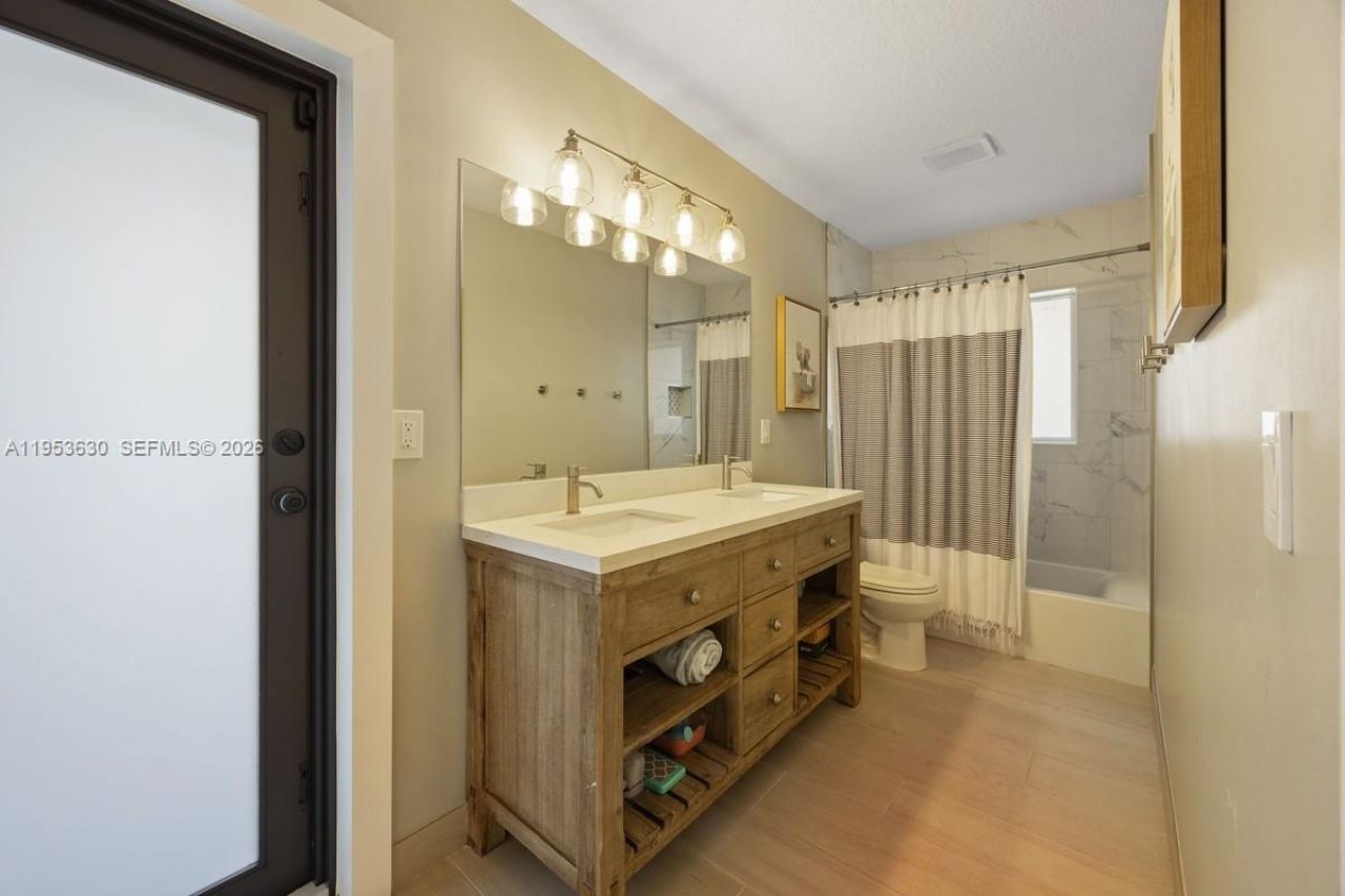 12123 NW 10th Mnr, Coral Springs, FL 33071 Photo