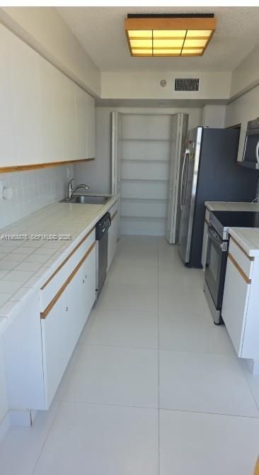 3500 Mystic Pointe Dr, Unit 2905, Aventura, FL 33180 Photo