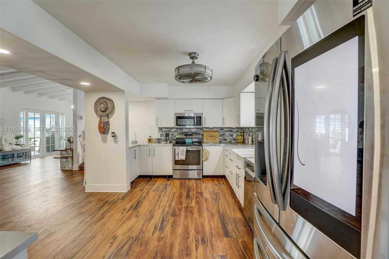 14530 Garden Dr , Miami, FL 33168 Photo