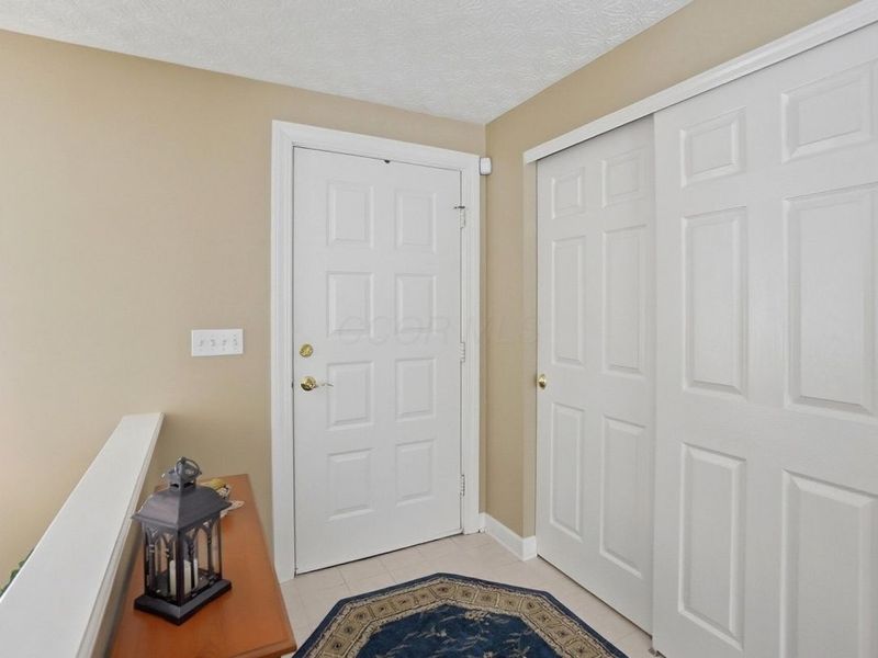 6894 Biggert Road, London, OH 43140 Photo 3