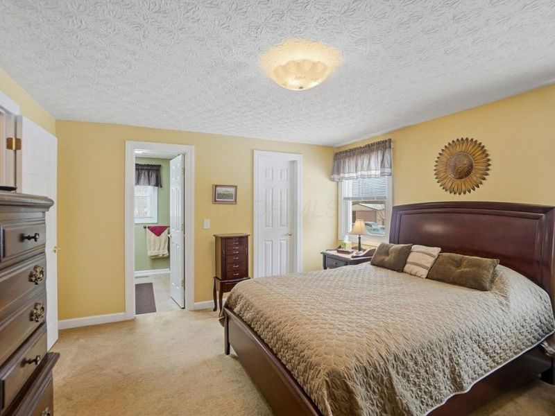 6894 Biggert Road, London, OH 43140 Photo 32