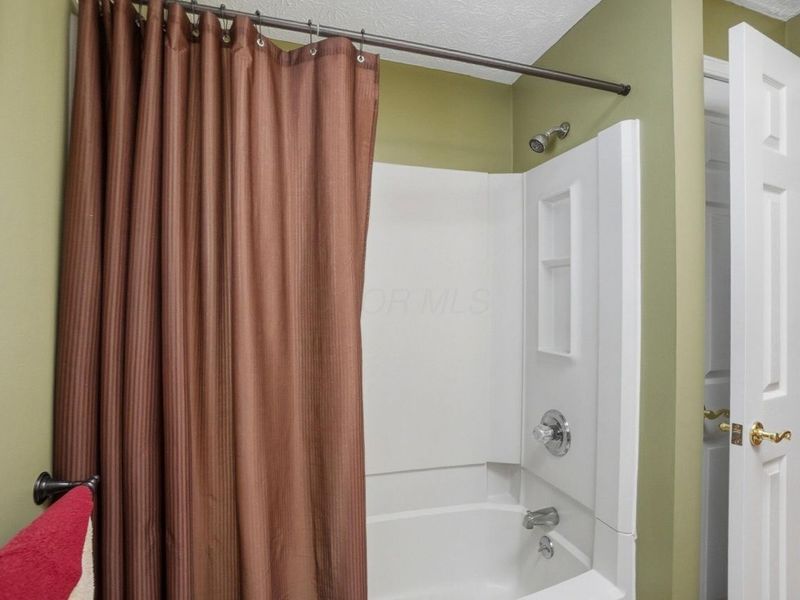 6894 Biggert Road, London, OH 43140 Photo 35